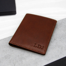 Load image into Gallery viewer, Personalised Men's RFID Leather Credit Card Holder - Parker &amp; Co.