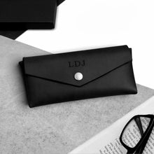 Load image into Gallery viewer, Handmade Personalised Pointed Leather Hard Glasses Case