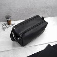 Load image into Gallery viewer, Men&#39;s Large Leather Travel Toiletry Wash Bag