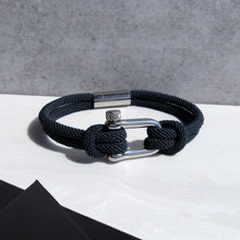 Load image into Gallery viewer, Personalised Men&#39;s Nautical Navy Double Strand Shackle &amp; Rope Bracelet